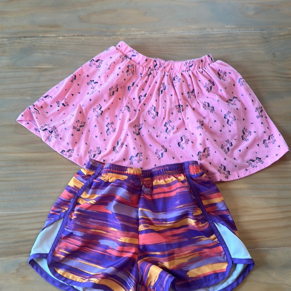 Girls size 8 bundle shorts and cartwheel scooter